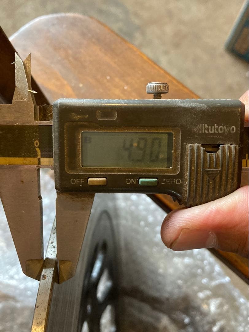 ヤマハ純正　初期型sr400ブレーキディスク 298mm 黒/シルバー