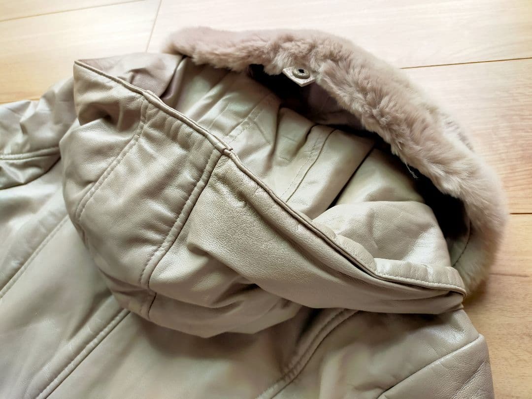 美品 PARIENNEパリエンヌ柔らか羊革レッキスフード付コートジャケット９号М