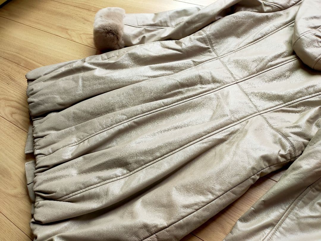 美品 PARIENNEパリエンヌ柔らか羊革レッキスフード付コートジャケット９号М