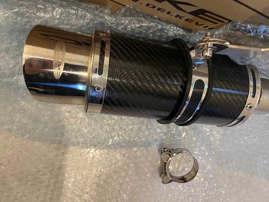 TRIUMPH SpeedTriple1050 Delkevic マフラー2本