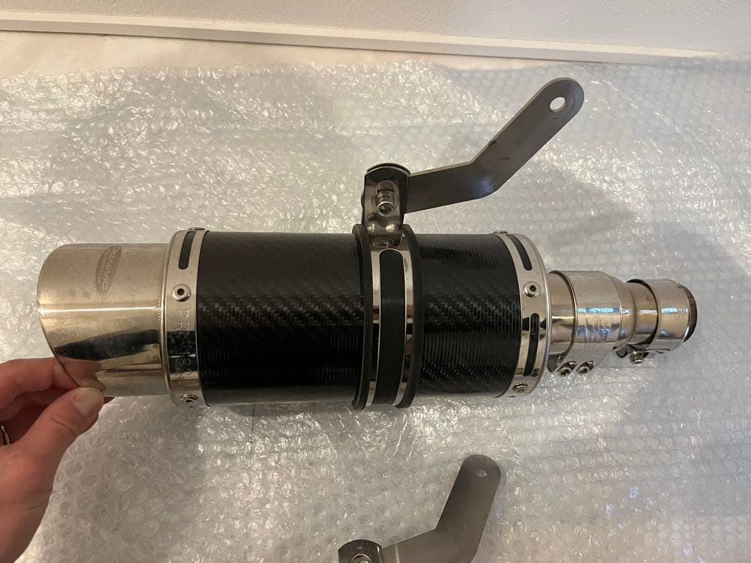 TRIUMPH SpeedTriple1050 Delkevic マフラー2本