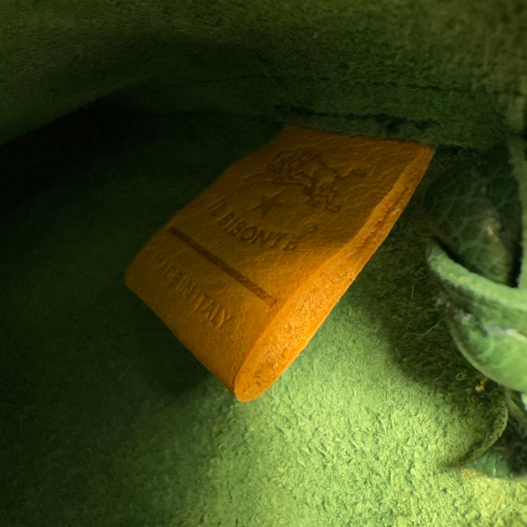 美品！ILBISONTE イルビゾンテ グリーン クロスボディバッグ