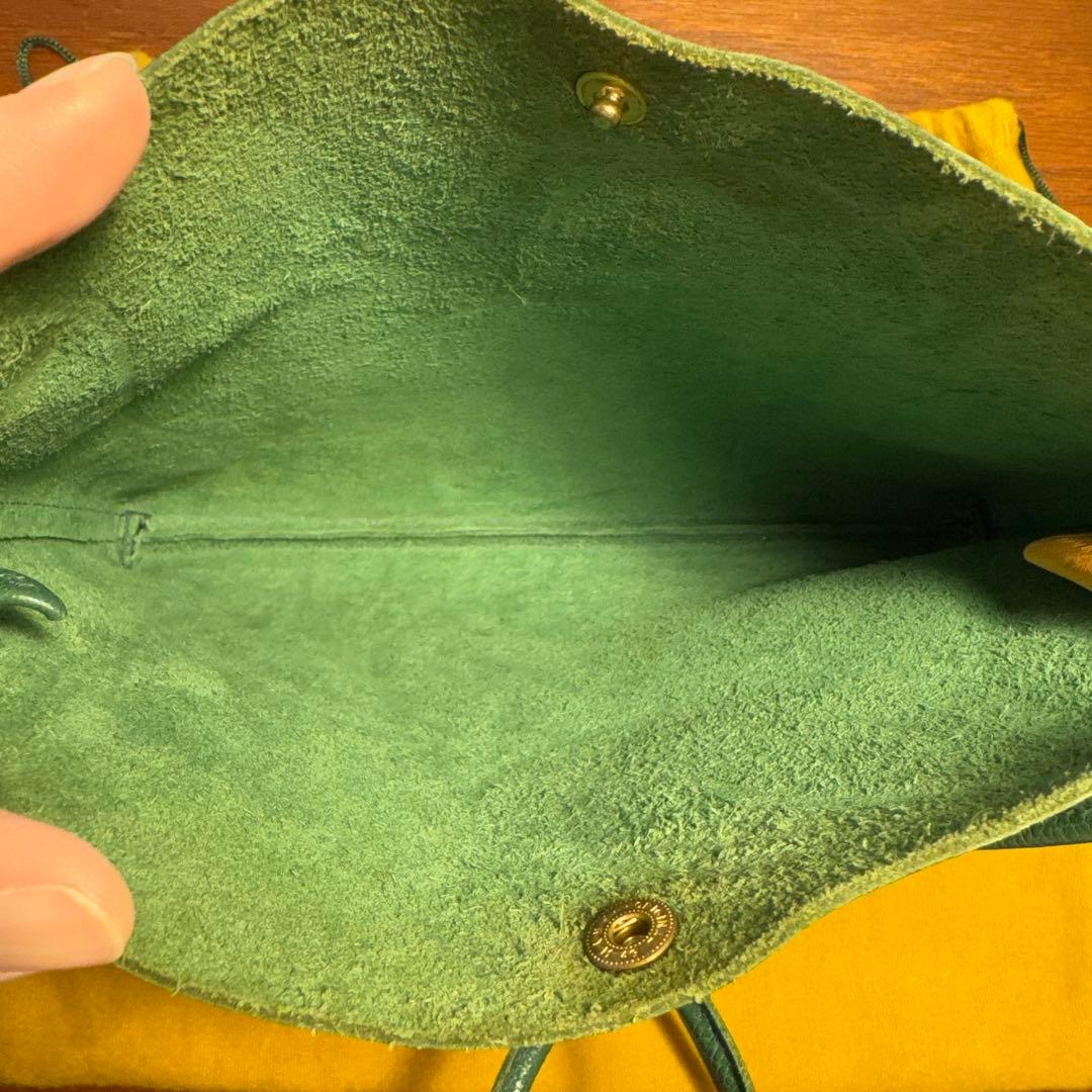 美品！ILBISONTE イルビゾンテ グリーン クロスボディバッグ