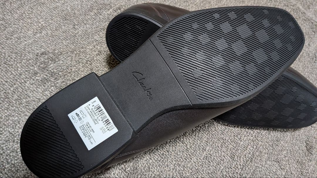 【新品/未使用】クラークス ブラウンドレスシューズ レザー UK6.5