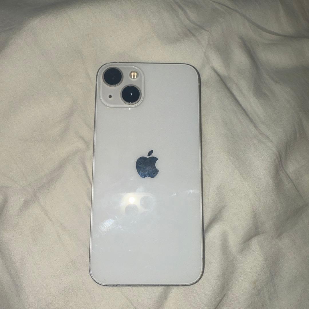 Apple iPhone 13 ホワイト