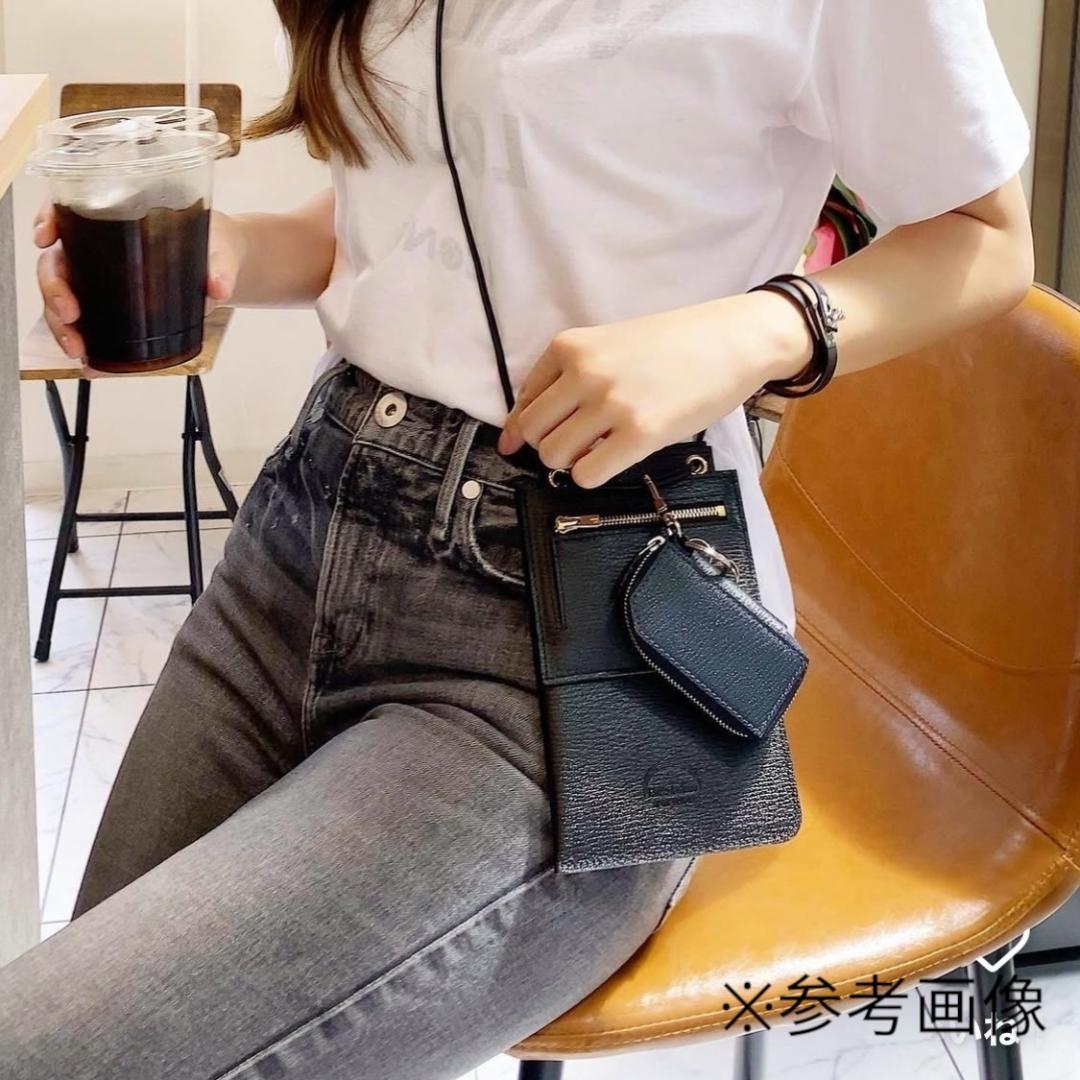 2272【新品 定価15,402円】ラルコバレーノ★キーケース★レザー★本革★黒