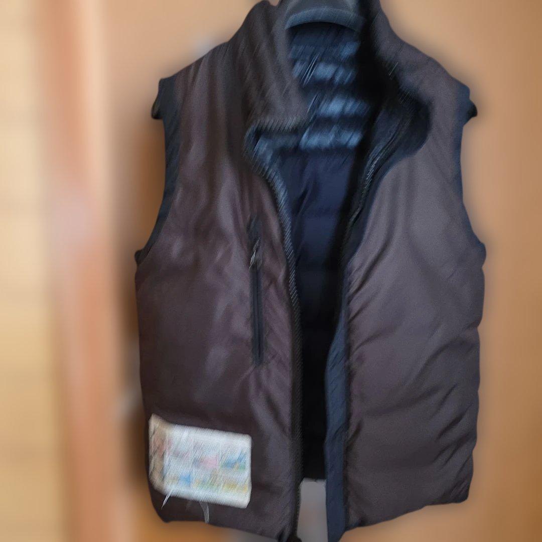 ニ*ク様 モンブラン 黒 ダウンベスト