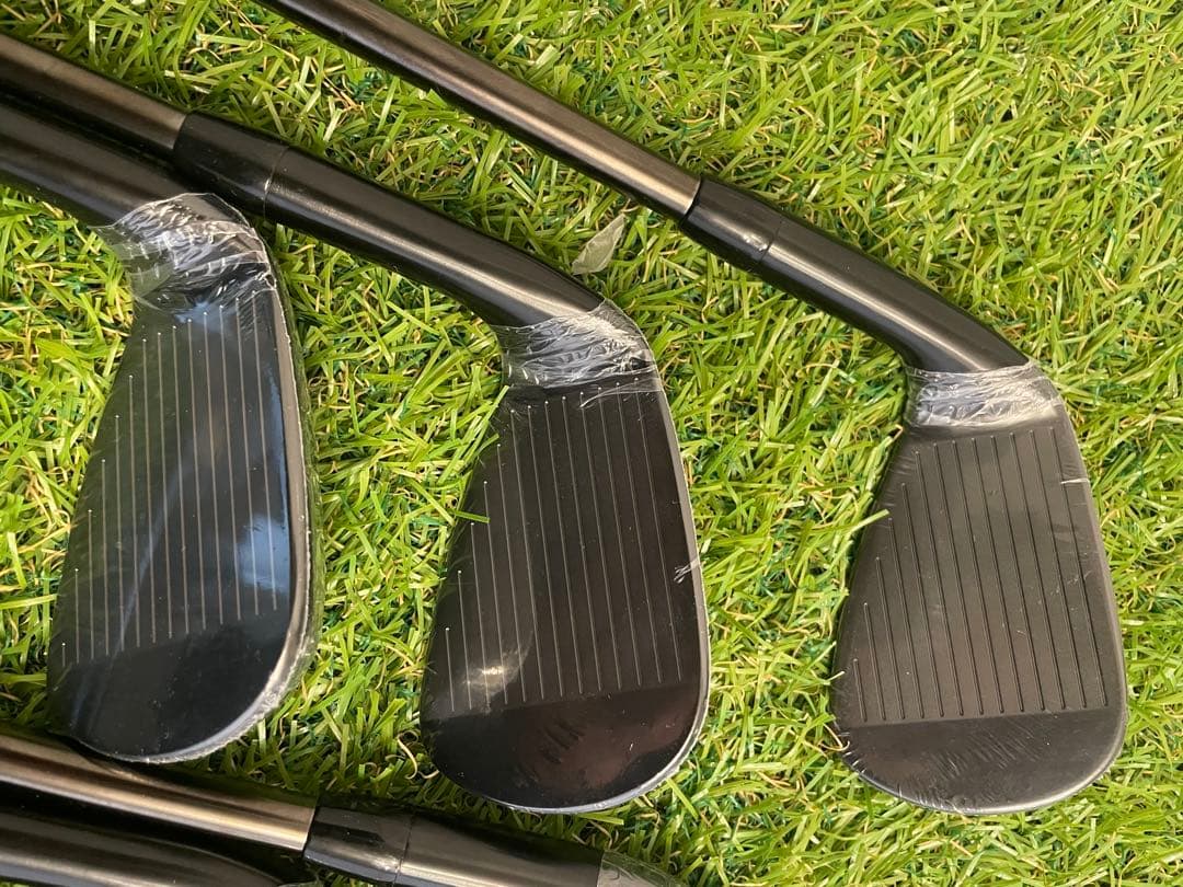 新品　タイトリスト T150 リミテッドエディション　ブラック　アイアン　6本