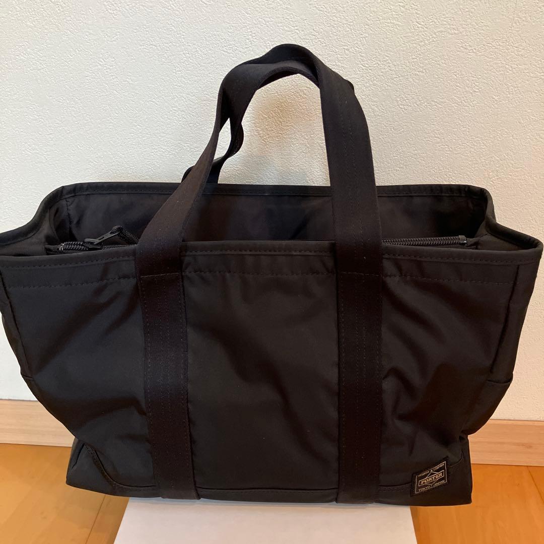 美品　Porter 多収納　吉田かばん 仕切りファスナーマチ付き
