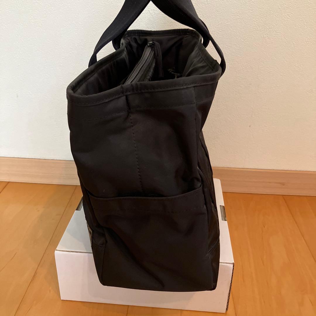 美品　Porter 多収納　吉田かばん 仕切りファスナーマチ付き
