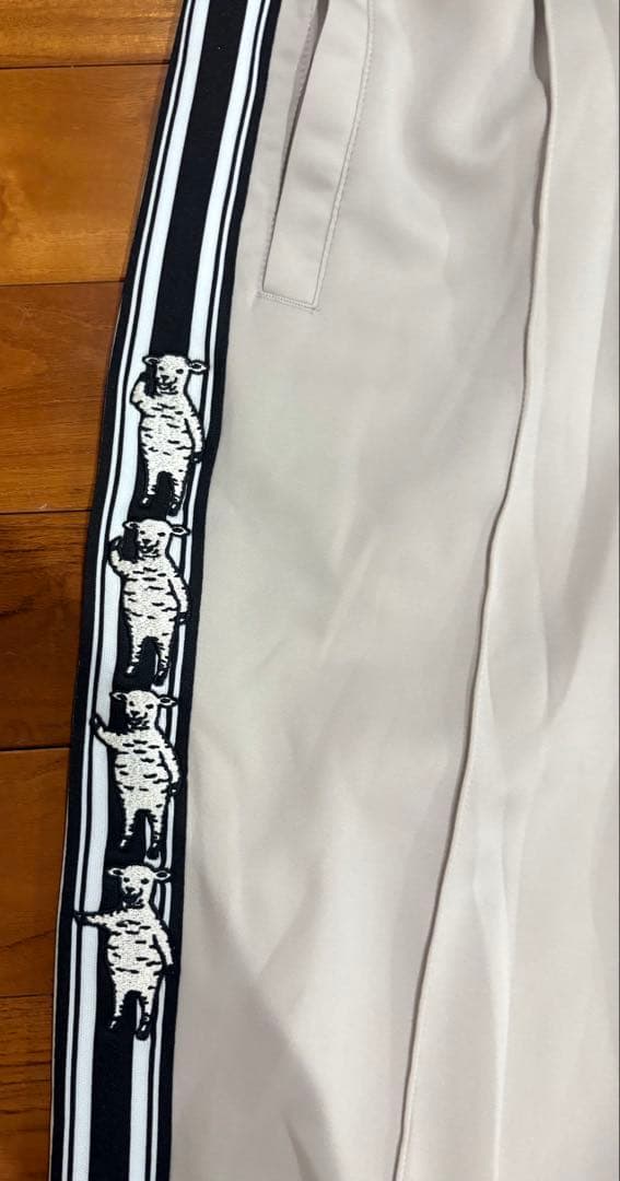 上下セット　ユニセックス　グラニフ　ラムチョップ　LAMB CHOP