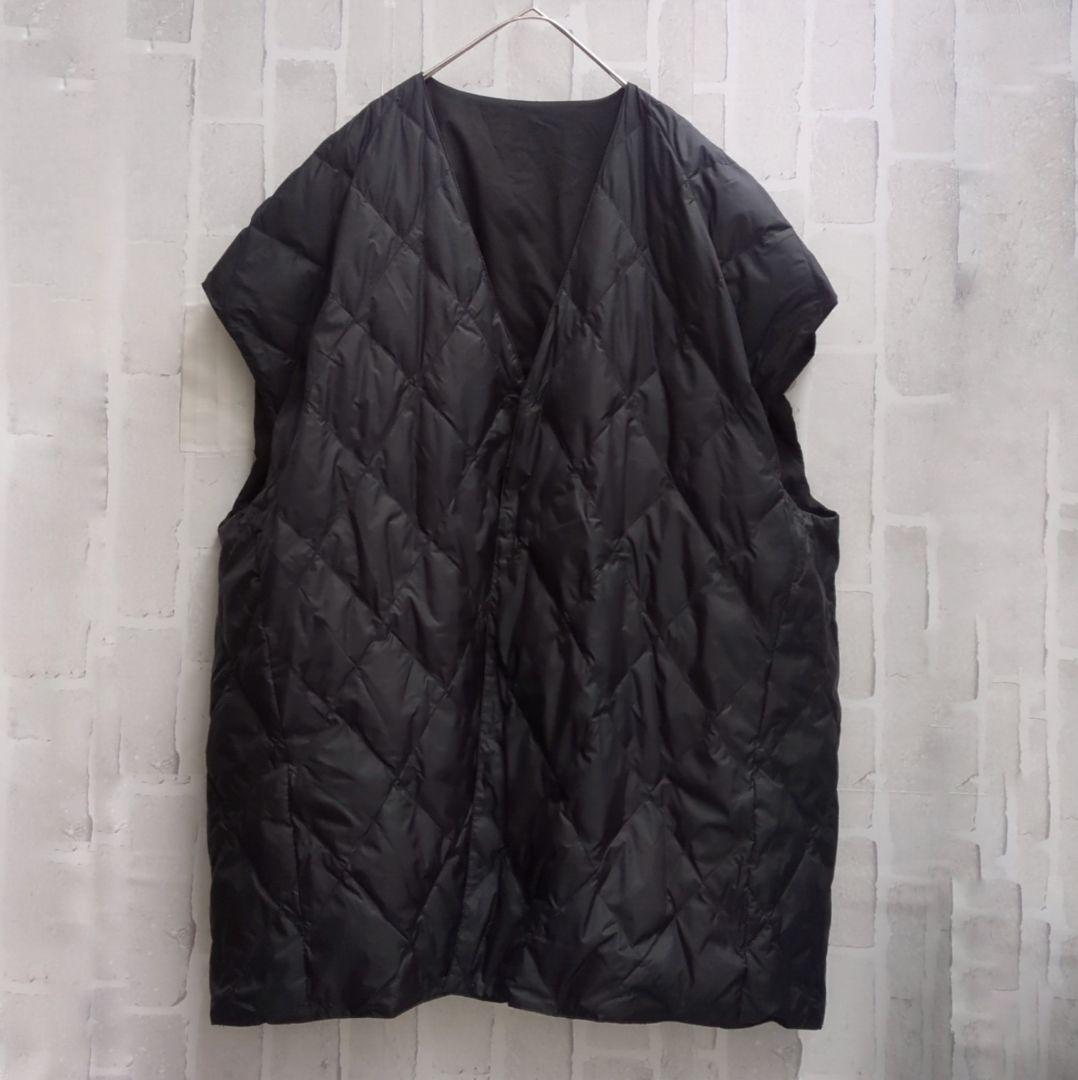 ソラモナポッシェ solamonat pocheリバーシブルビッグダウンベスト黒