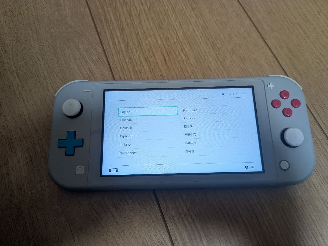 Nintendo Switch Lite ポケモンデザイン ザシアン　ザマゼンタ