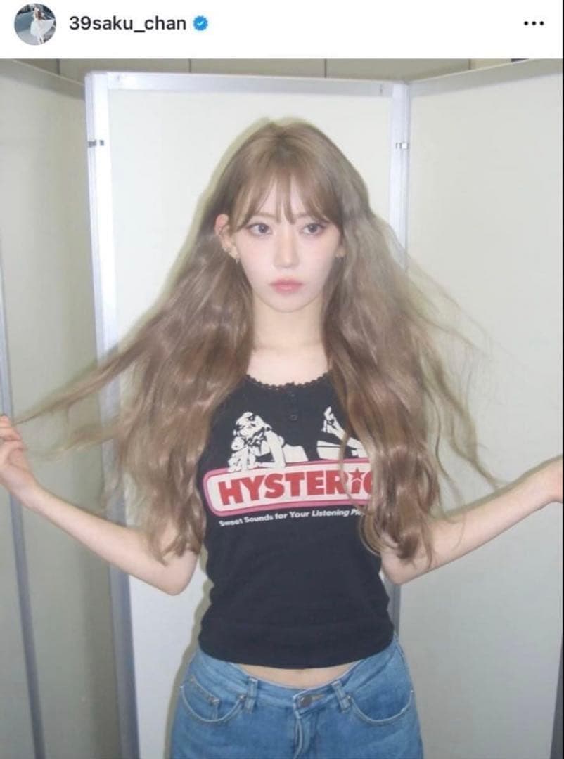 【ヒステリシスグラマー】Tシャツ　チビT 黒 F 宮脇咲良着用 ウォッシャブル