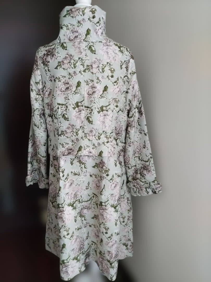 【月末限定お値下げ】HANAHANA ハナハナ 花柄コート新品未使用タグ付き