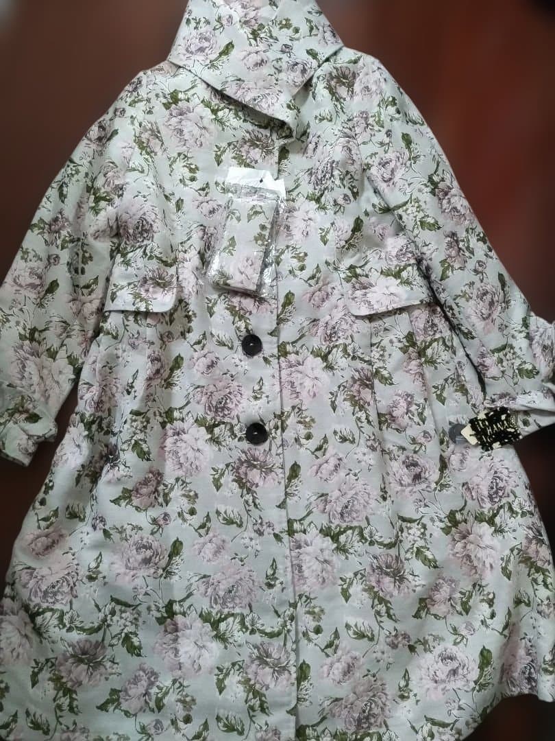 【月末限定お値下げ】HANAHANA ハナハナ 花柄コート新品未使用タグ付き