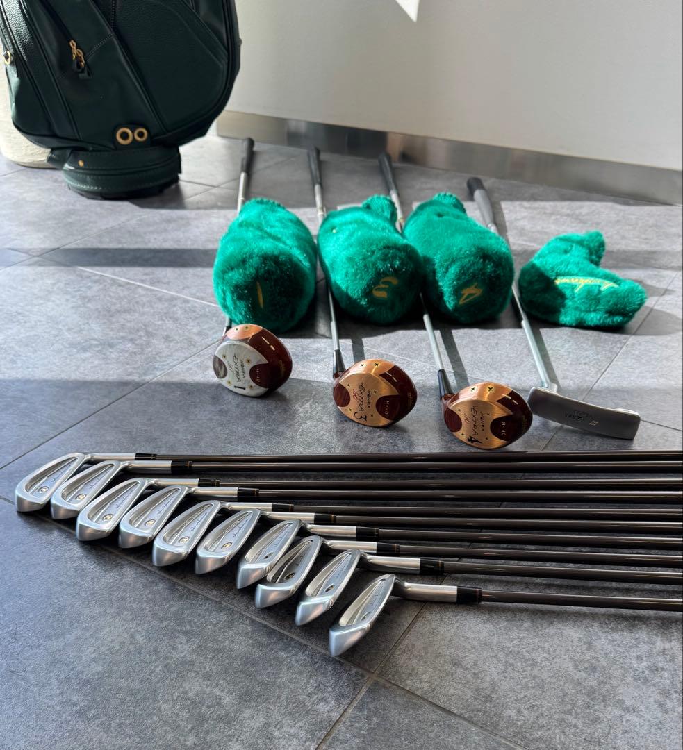 【名品・美品が60%OFF！ 14本フルセット・本革ゴルフバッグ&ヘッドカバー】