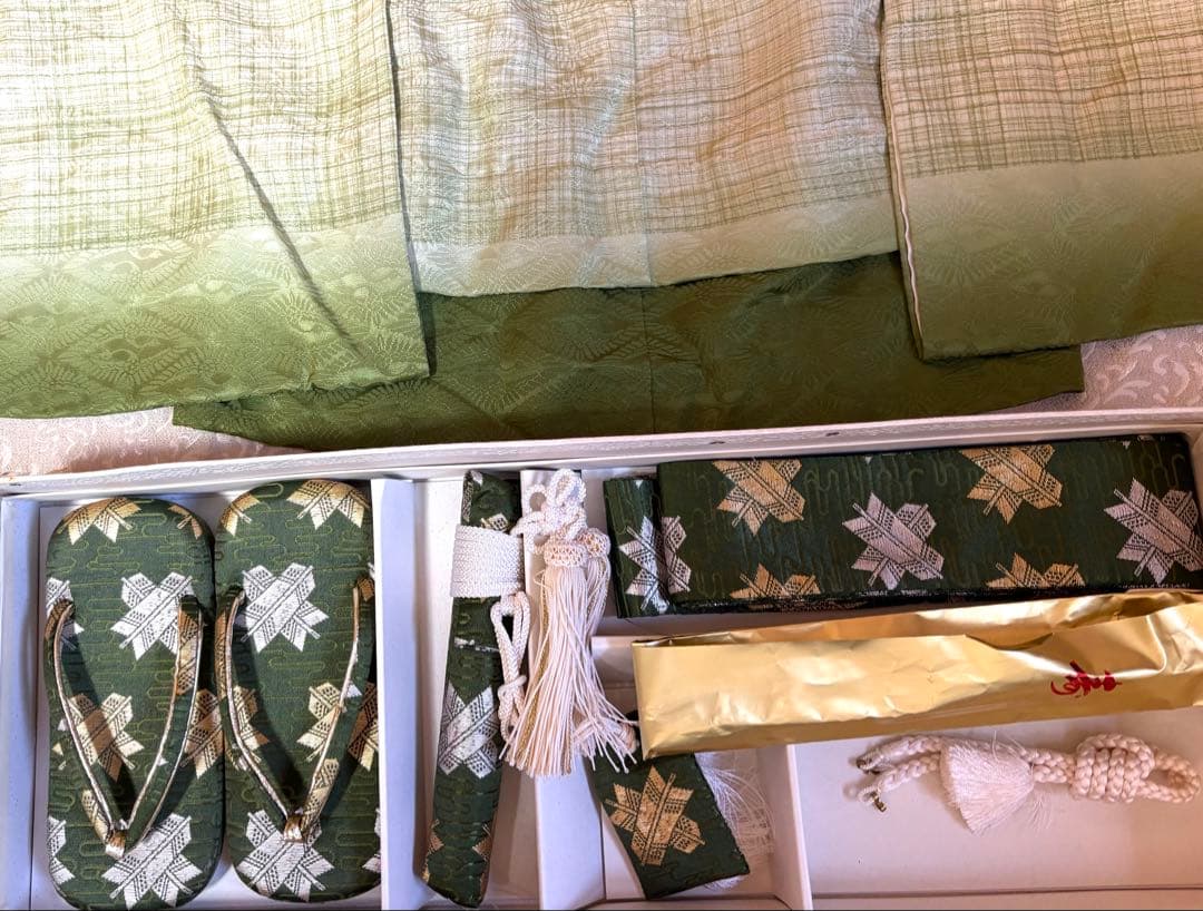 七五三　5才　男の子　晴れ着一色　フルセット　一度使用　グリーン濃淡系　違い矢紋