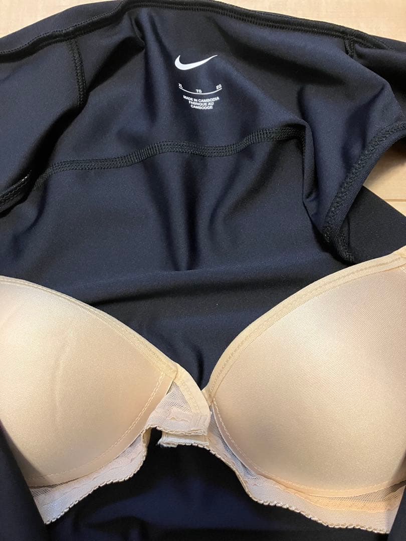 Nike スポーツ用水着 XL 黒