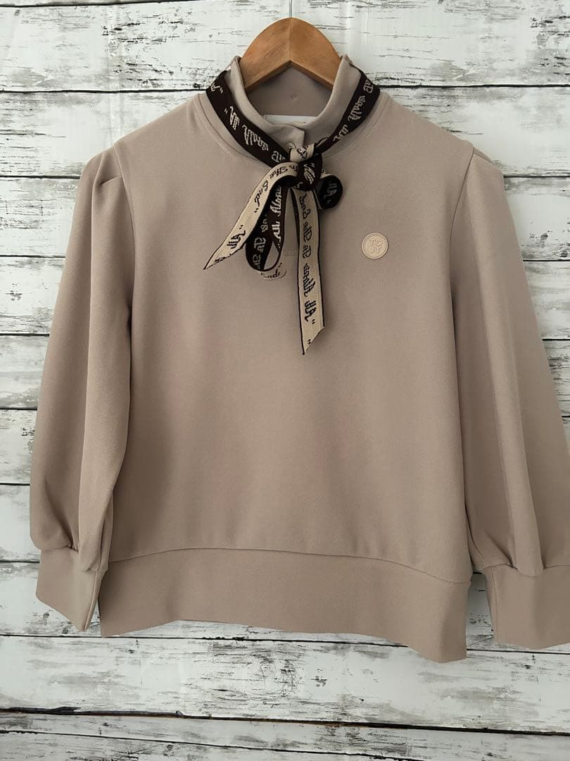 レディースゴルフウェアセットアップ　Lサイズ ベージュ