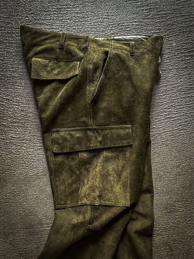 【新品未使用品/予約完売品】MOTO 洗える本革カーゴパンツ　Lサイズ