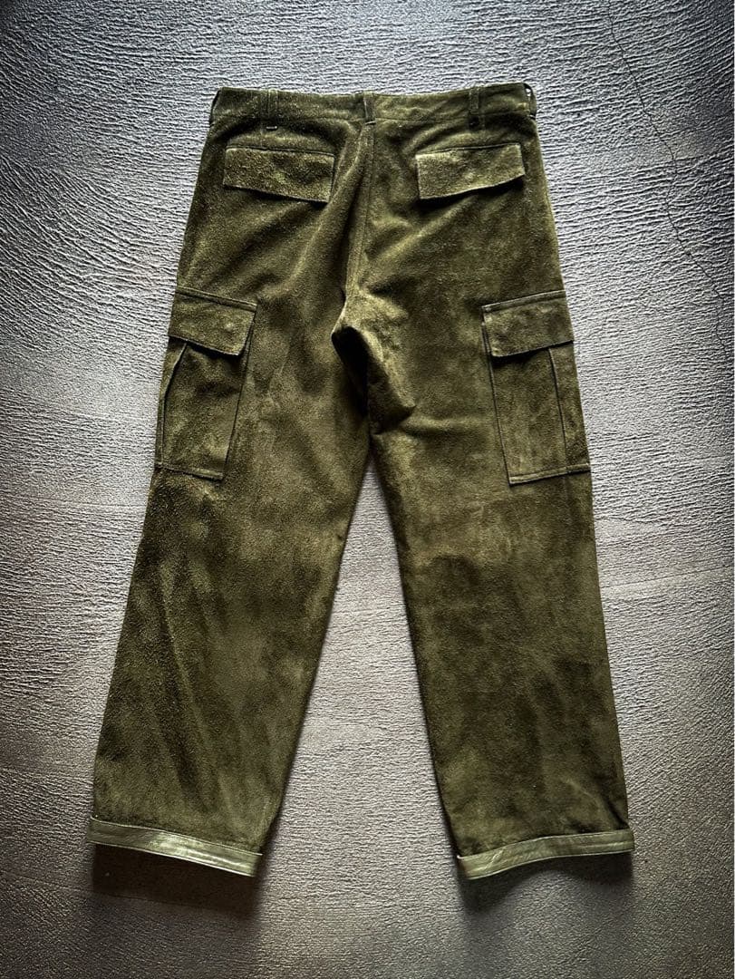 【新品未使用品/予約完売品】MOTO 洗える本革カーゴパンツ　Lサイズ