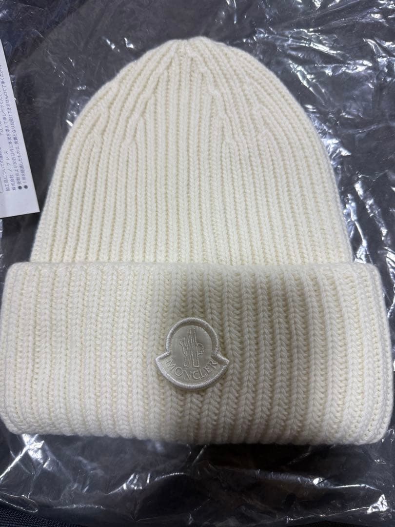 れあ さん専用MONCLER ホワイト　ニットビーニー