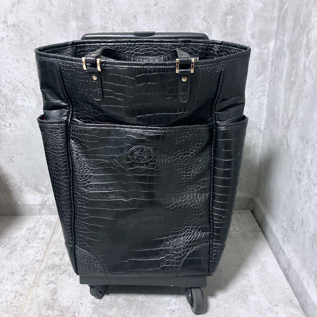 【良品】SWANY キャリーバッグ 黒 クロコ型押し 4輪 ストッパー付き