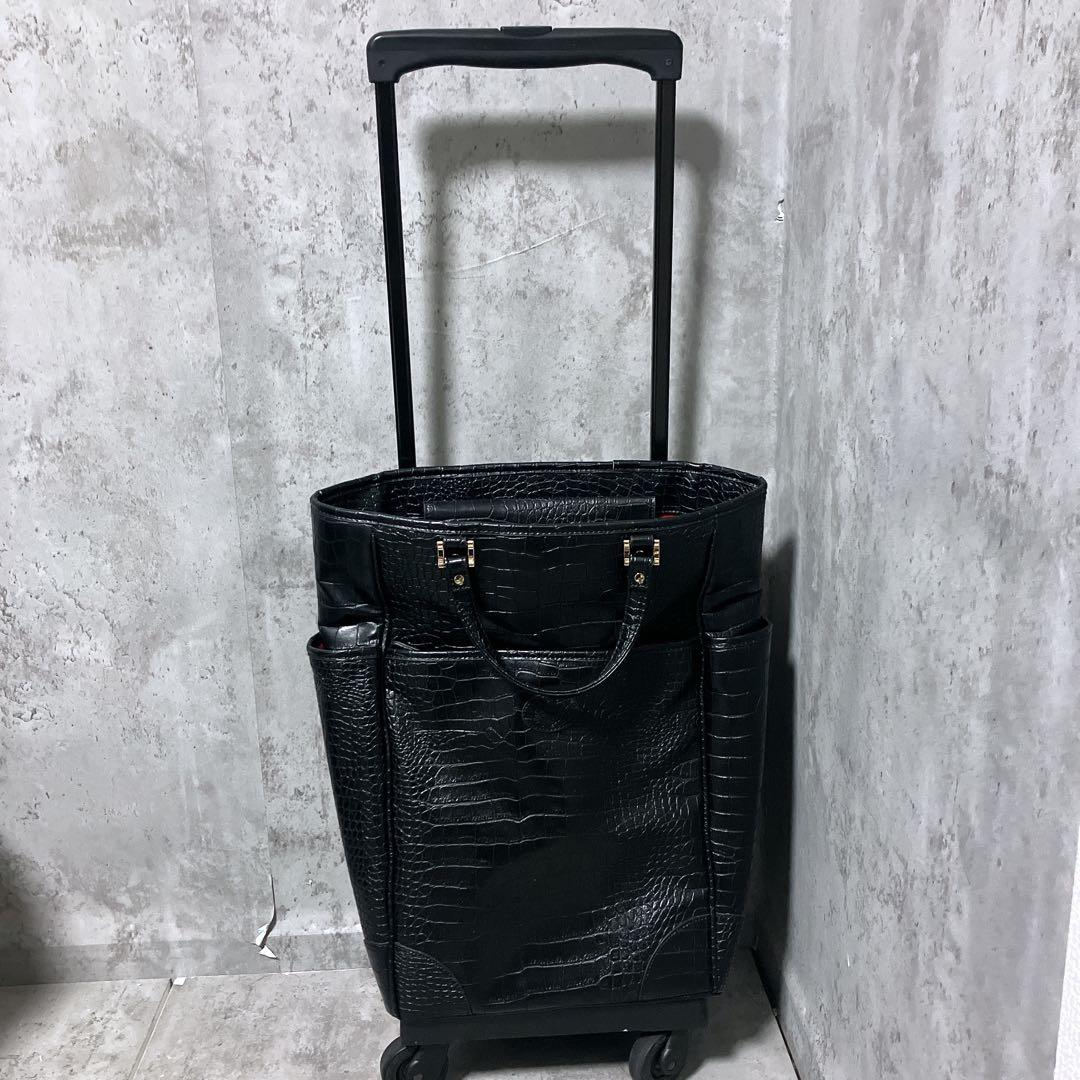 【良品】SWANY キャリーバッグ 黒 クロコ型押し 4輪 ストッパー付き