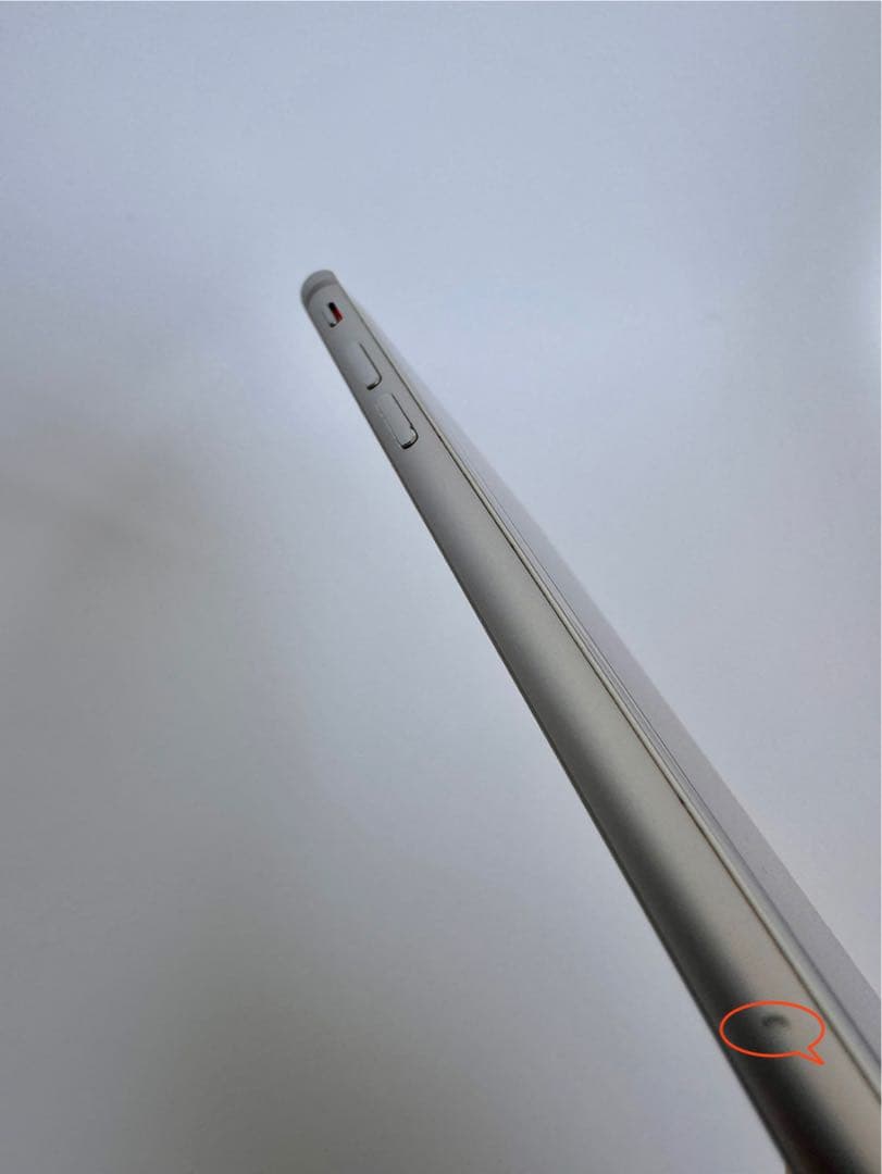 【超美品】Apple iPhone 8 シルバー 64GB バッテリー残100%