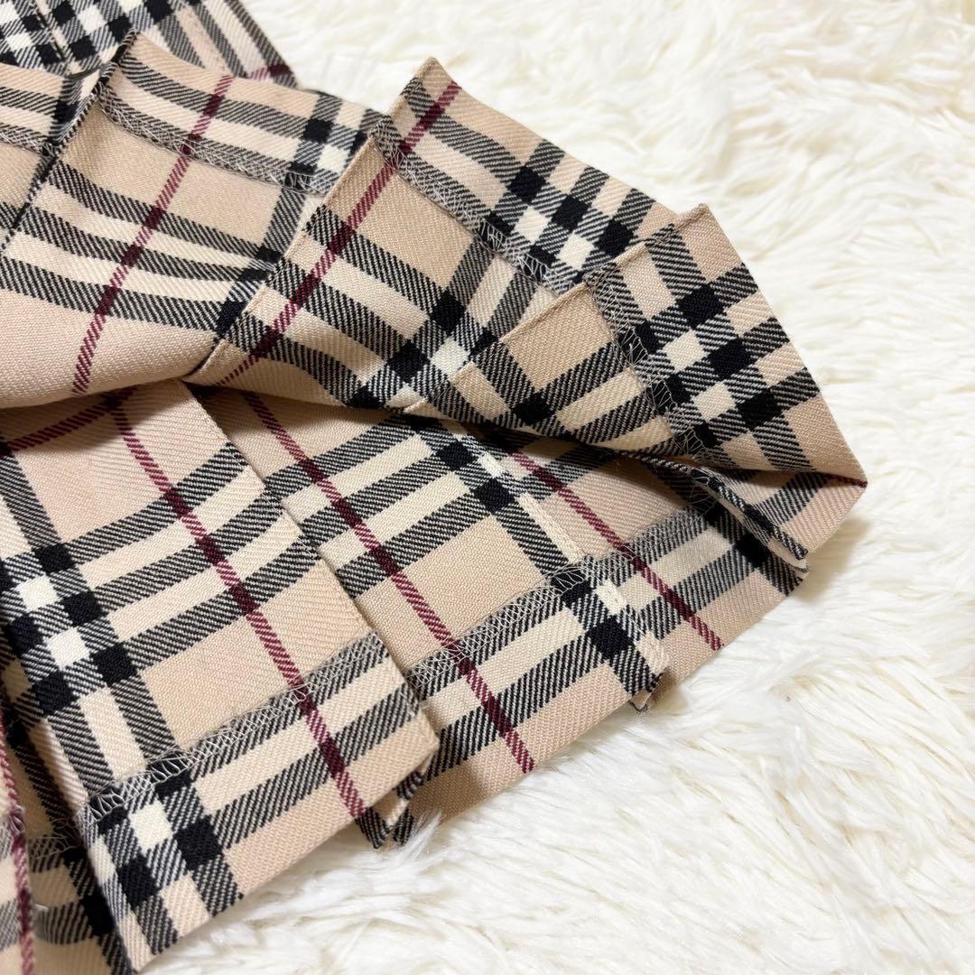 ✨極美品✨バーバリーブルーレーベル ミニスカート プリーツ ベルトノバチェック