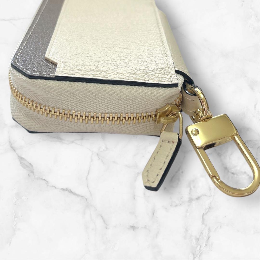 【未使用★現行品】ラコバレーノ スマートWキーケース オフホワイト