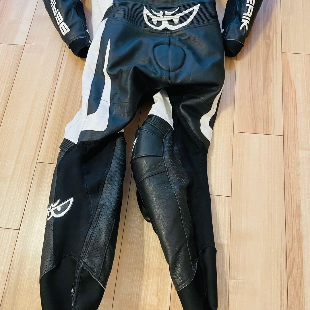 【極美品】BERIK 2.0革ツナギ レーシングスーツ 胸・脊髄プロテクター54