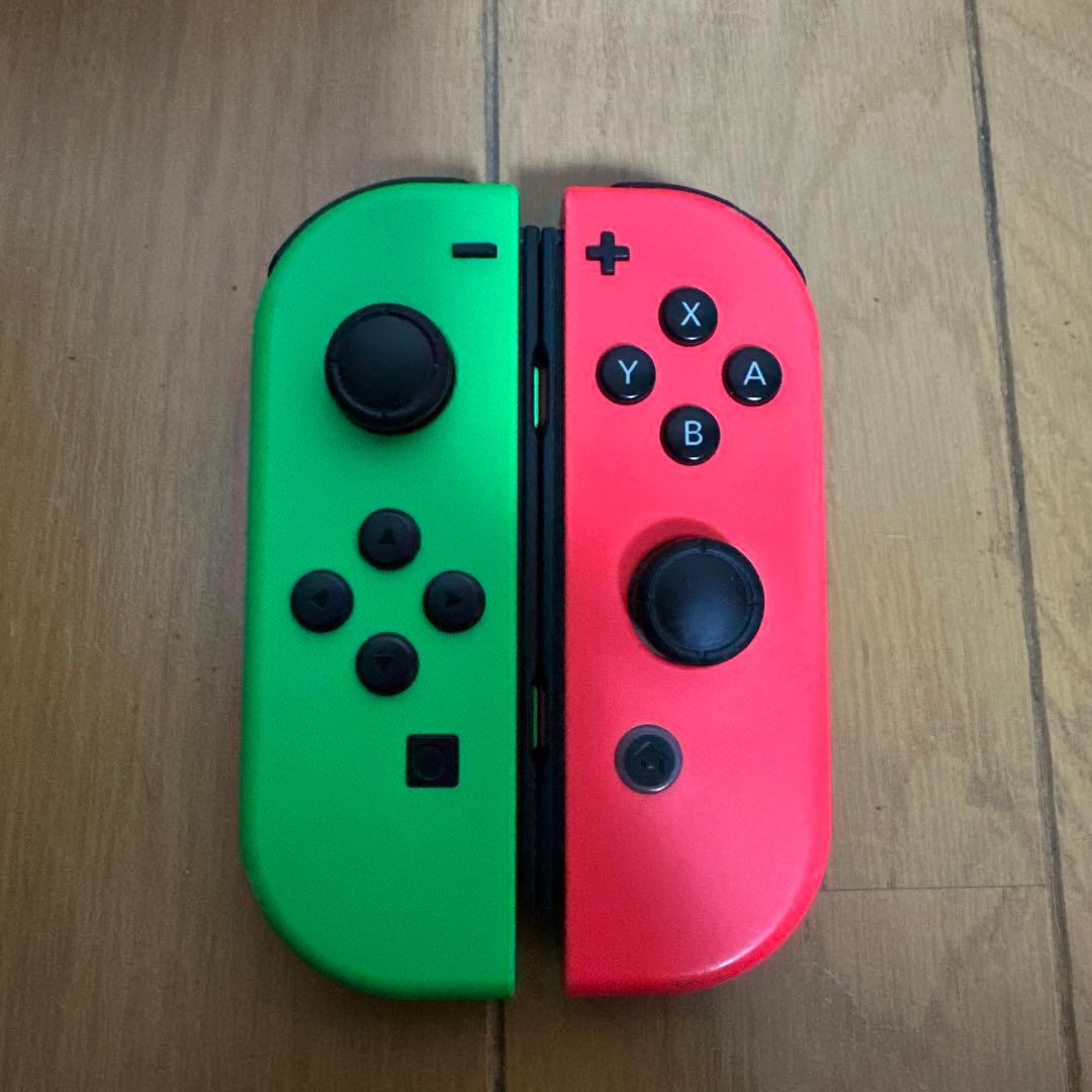 Nintendo Switch グリーン/レッド