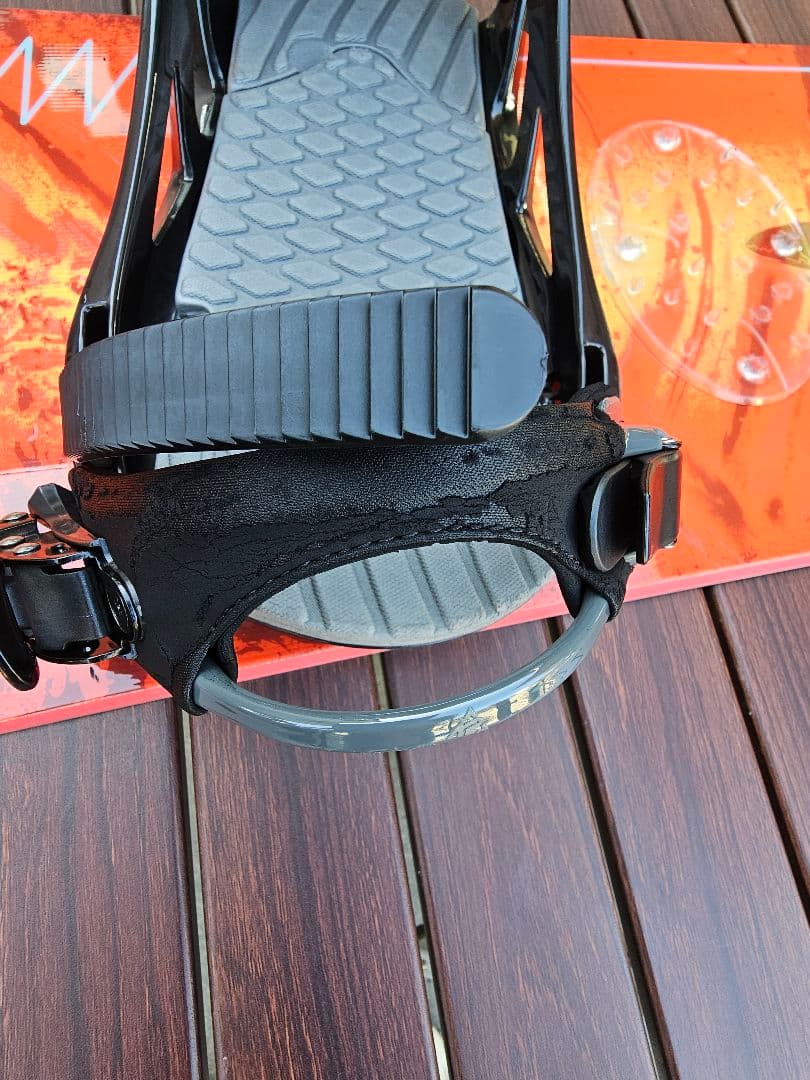 muuniスノーボードビンディングセット K2