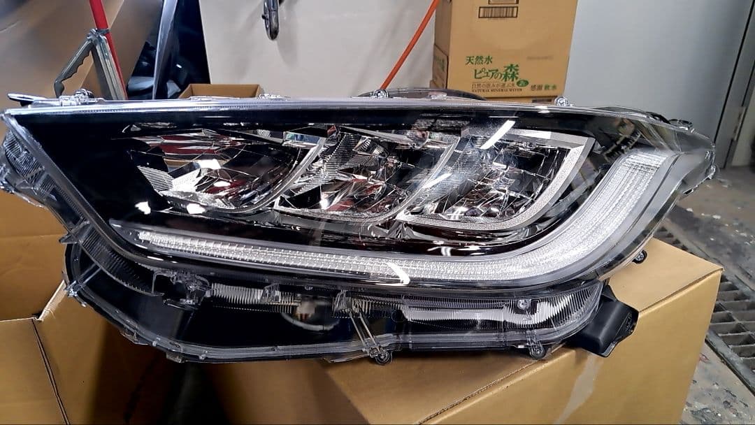 GRヤリスヘッドランプ左assy