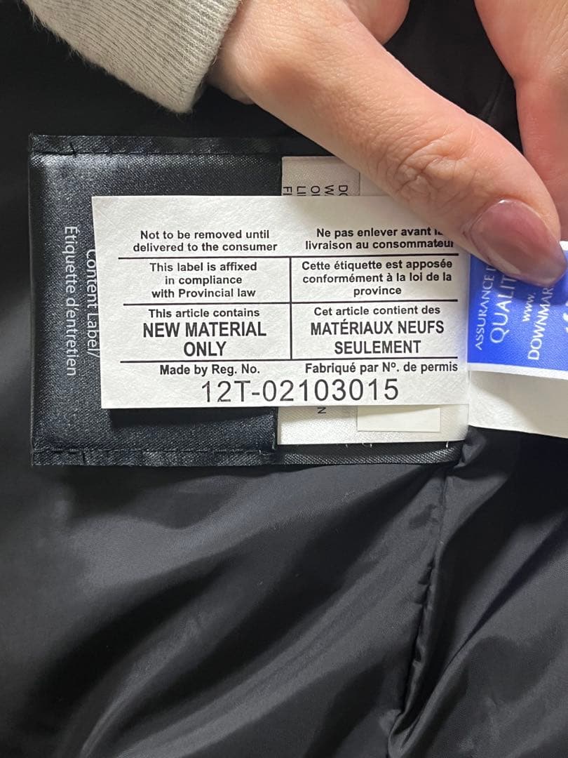 カナダグース グレー ダウンベスト