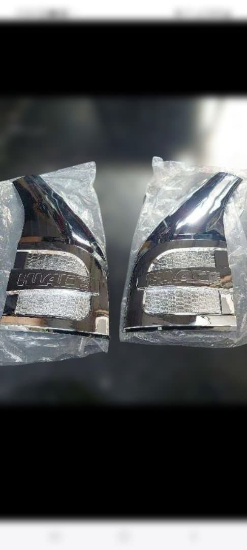 ハイエース200系 コーナー メッキカバー