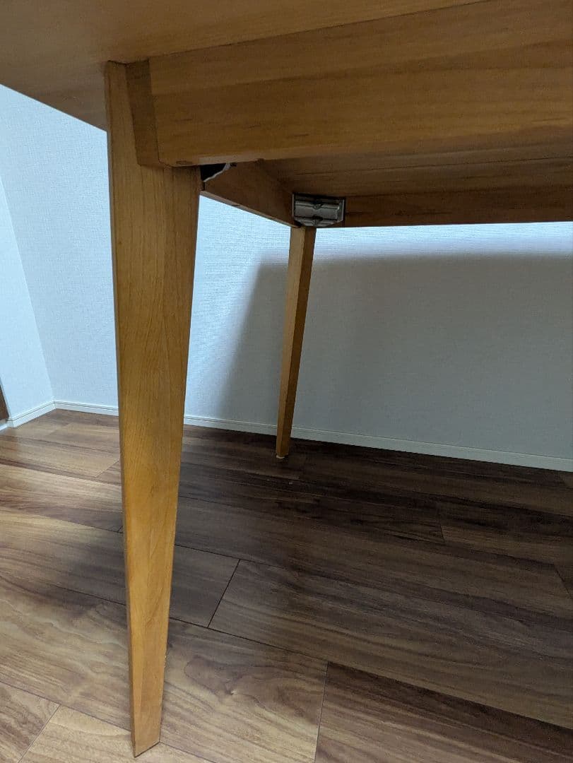 ダイニングテーブル　モモナチュラル