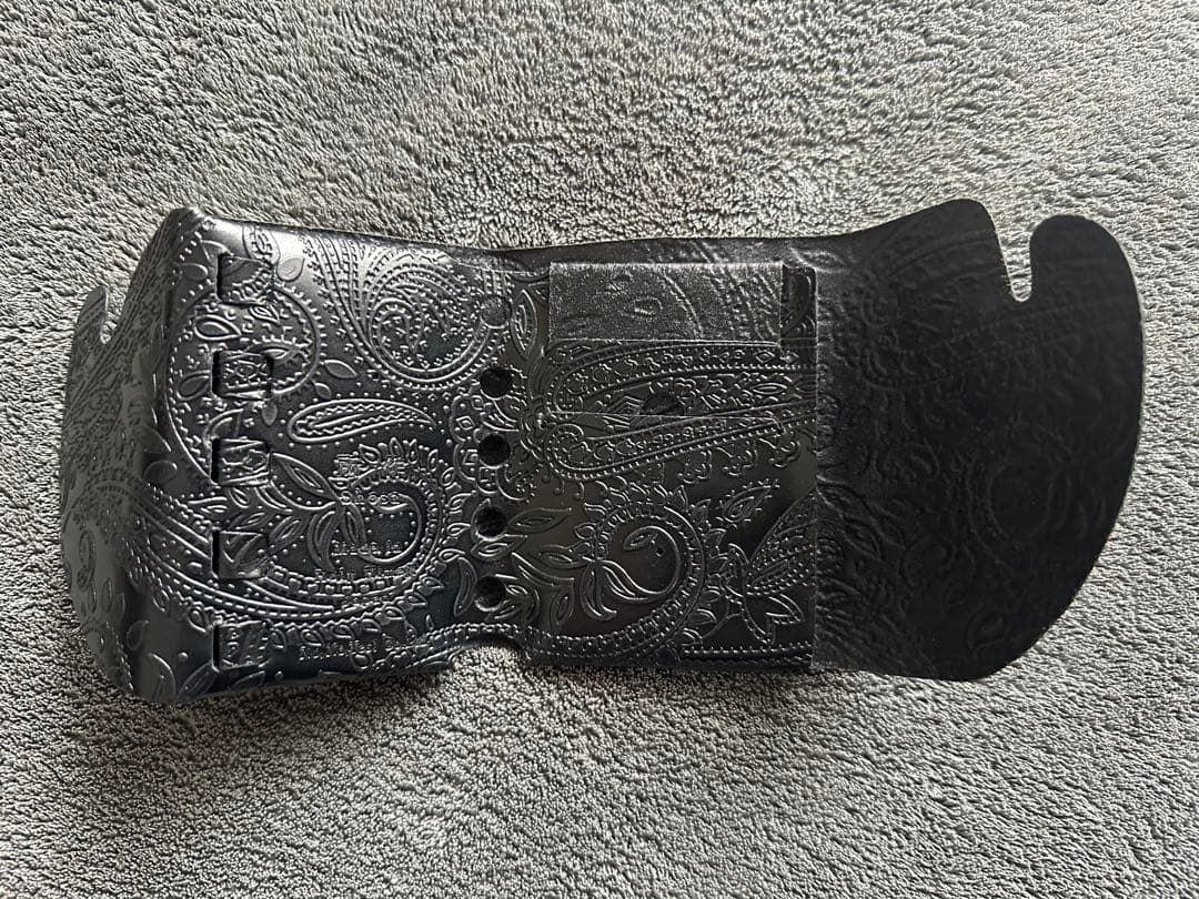 所作　cp2.5 ペイズリー　ブラック　三つ折財布　コンパクトウォレット