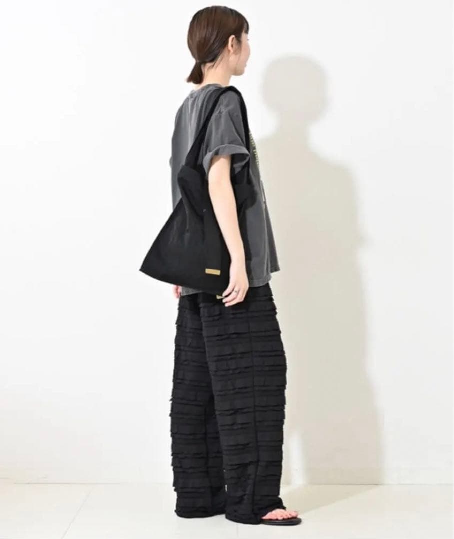 ★新品未使用、タグ付き★SLOBE IENA フリルカットパンツ