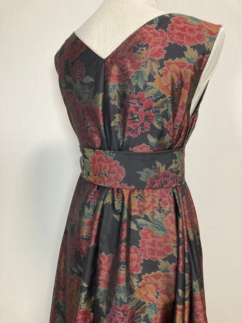 着物リメイク　大島紬ロングフレアワンピース（後ろVネック）着丈128㎝