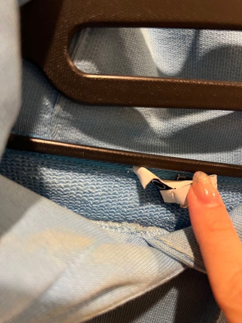 【12/31まで年末SALE】 LOEWE ロエベクロップドアナグラムパーカー