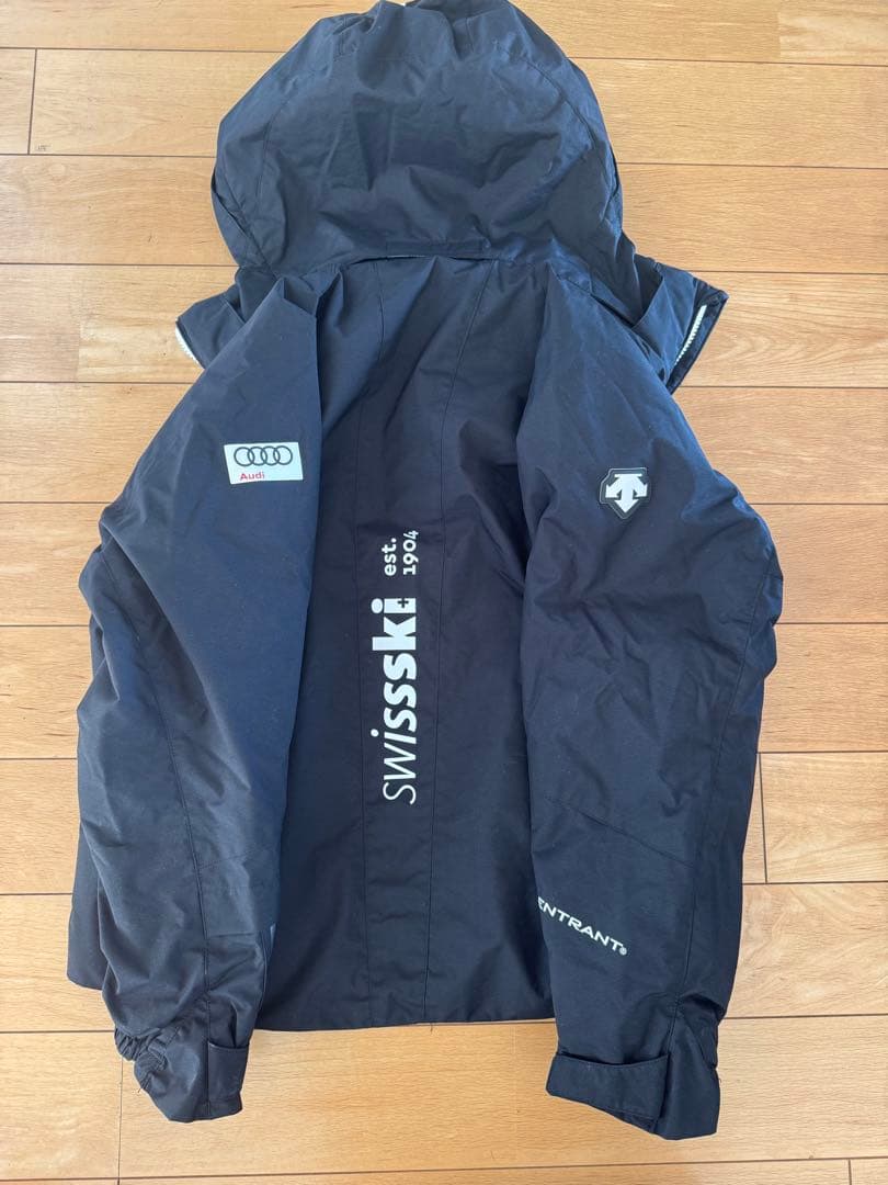 デサント スキーウェア サイズ140 手袋付き