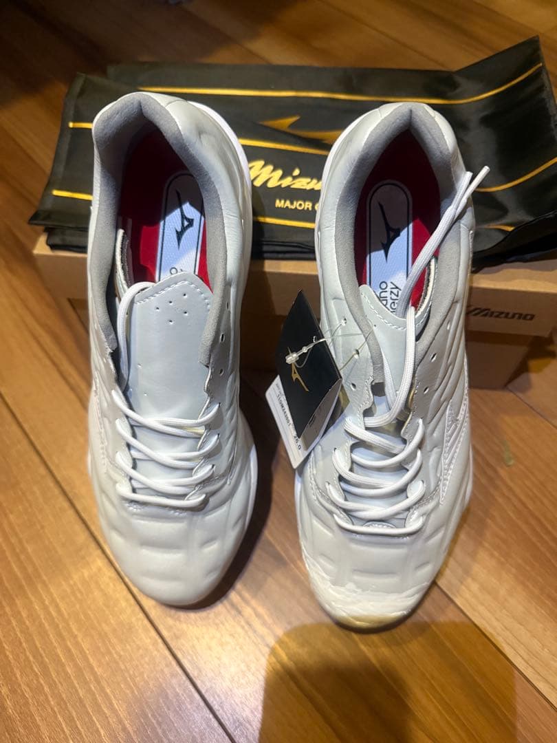 ミズノプロ　新品クッションレボ　タグ付き