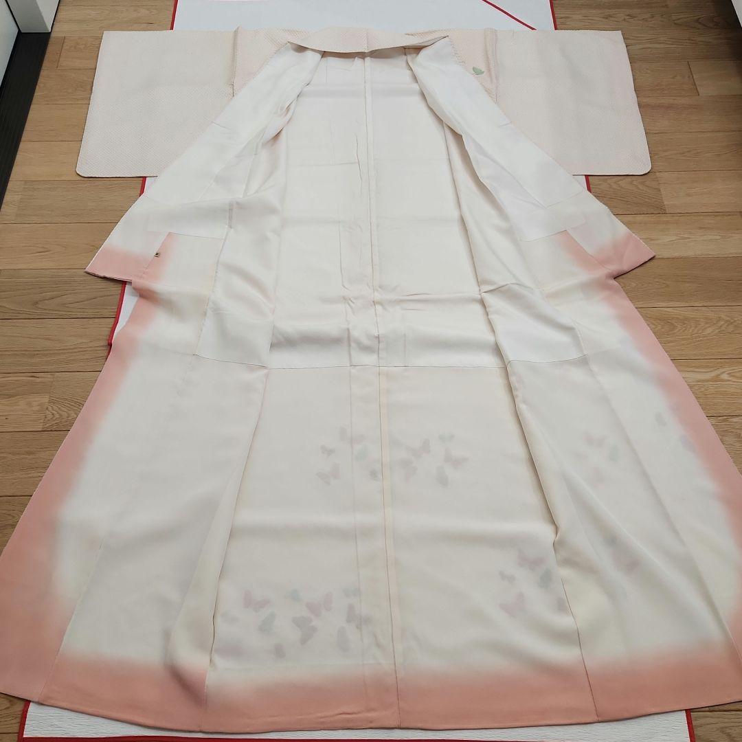 未使用に近い　総絞り刺繍訪問着　蝶々　淡い桜色　付け下げ　阪急扱い　正絹