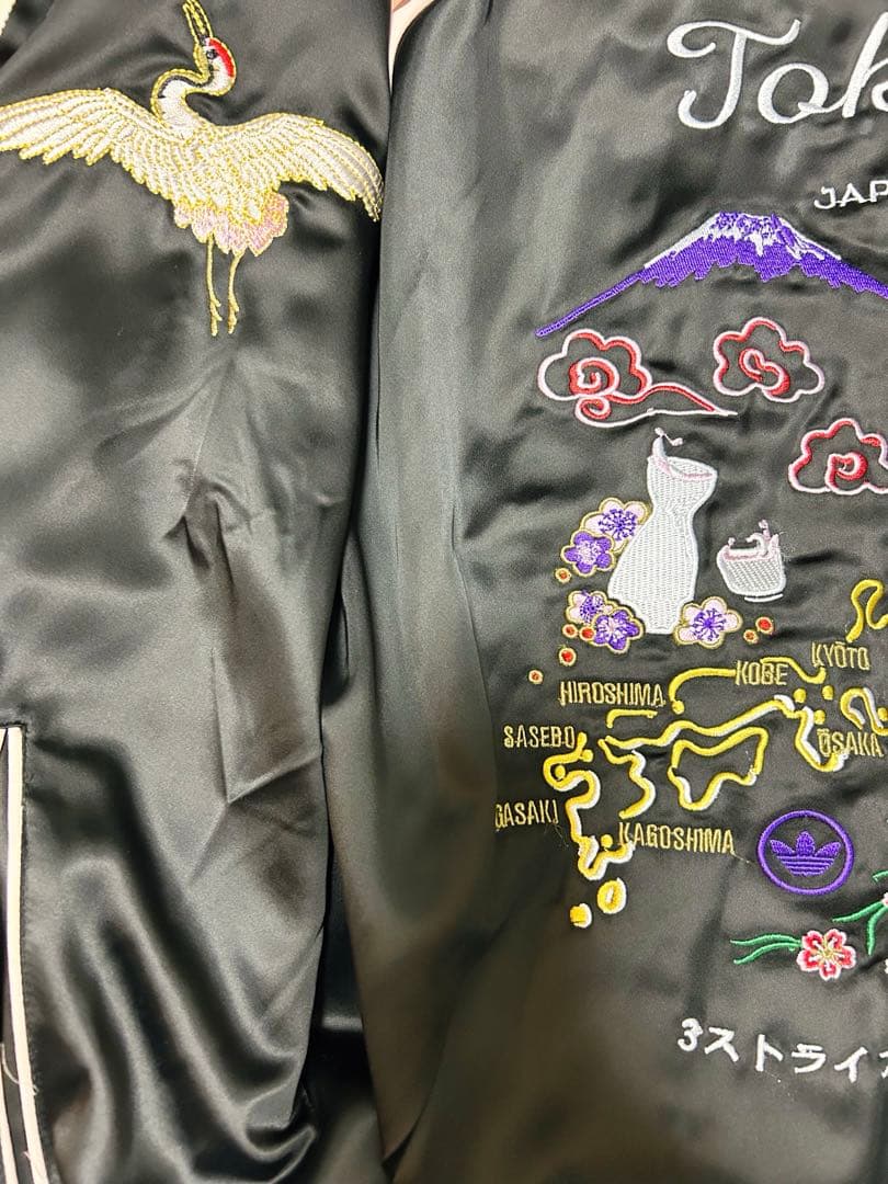 adidasオリジナルス刺繍スカジャン【XL】レディースサイズ