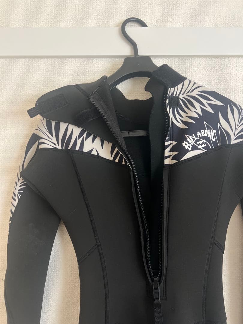billabong フルスーツ　ジャーフル　3mm レディース