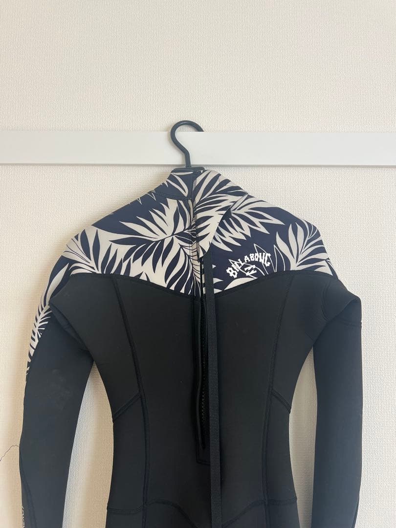 billabong フルスーツ　ジャーフル　3mm レディース