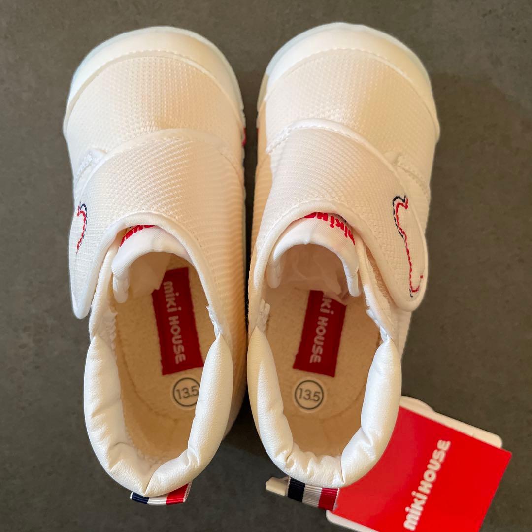 【新品未使用タグ付き箱あり】ミキハウス　シューズ13.5cm ホワイト